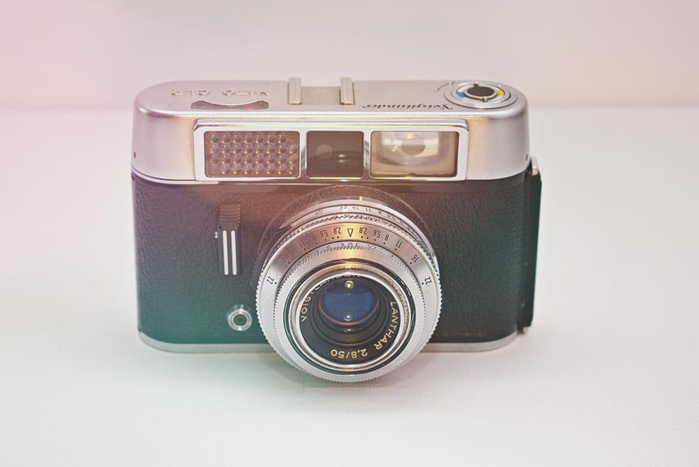 compact cameras-a94fe477c9b1467a8b56cf8bfd276d5e.jpg compact cameras
